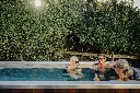 electric-pool-4-5m-x-2m-lifestyle.webp