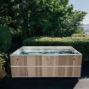 Pool - 3.0 x 2.0 w/ plinth - 4 Jets